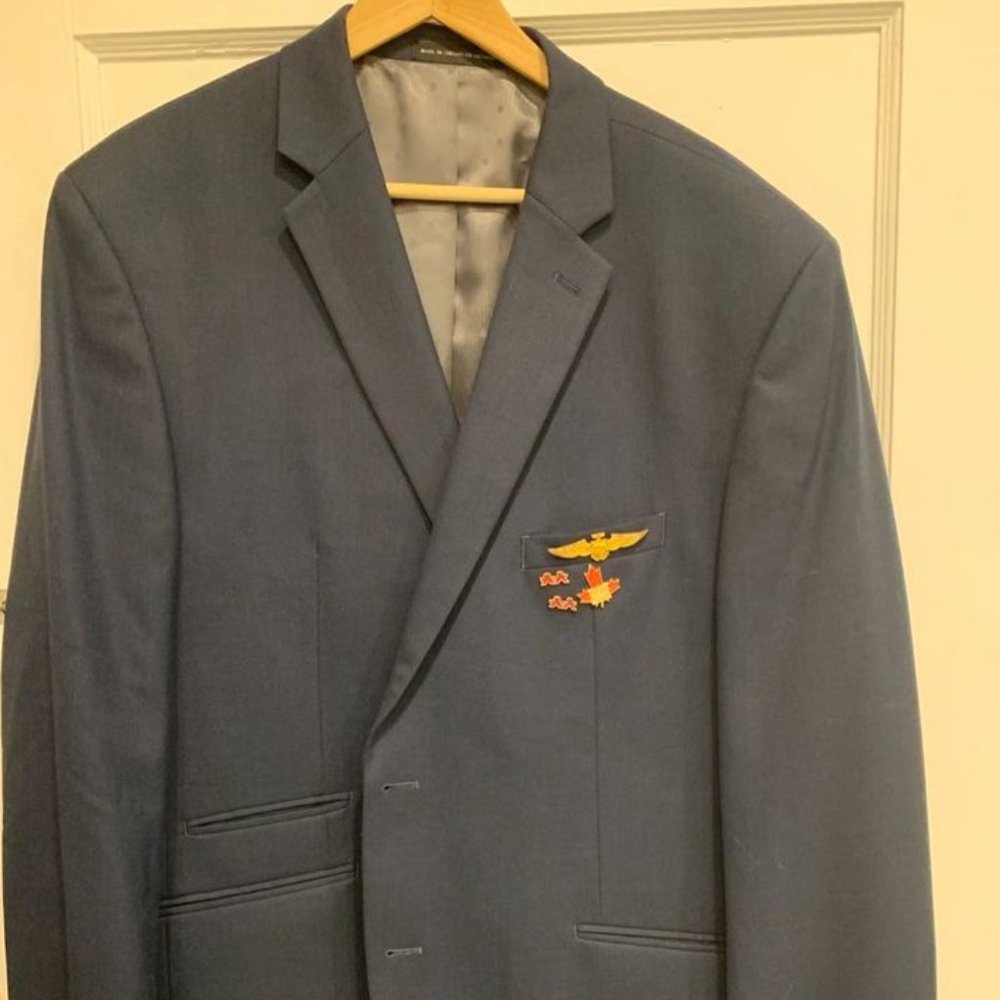 Perry Ellis Portfolio Slim Fit Suit Jacket with vintage pins!
